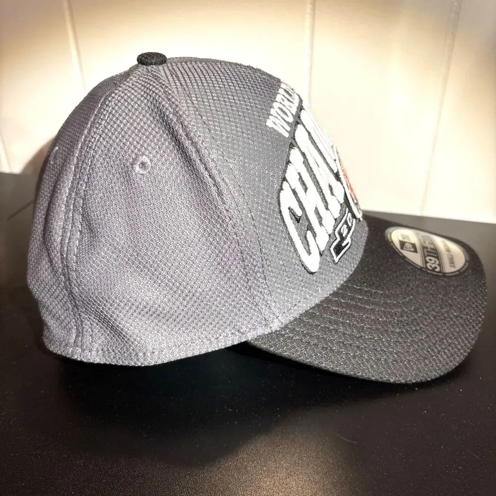 2012 SF Giants World Series Champs New Era 39THIRTY stretch fit hat Gray cap S/M